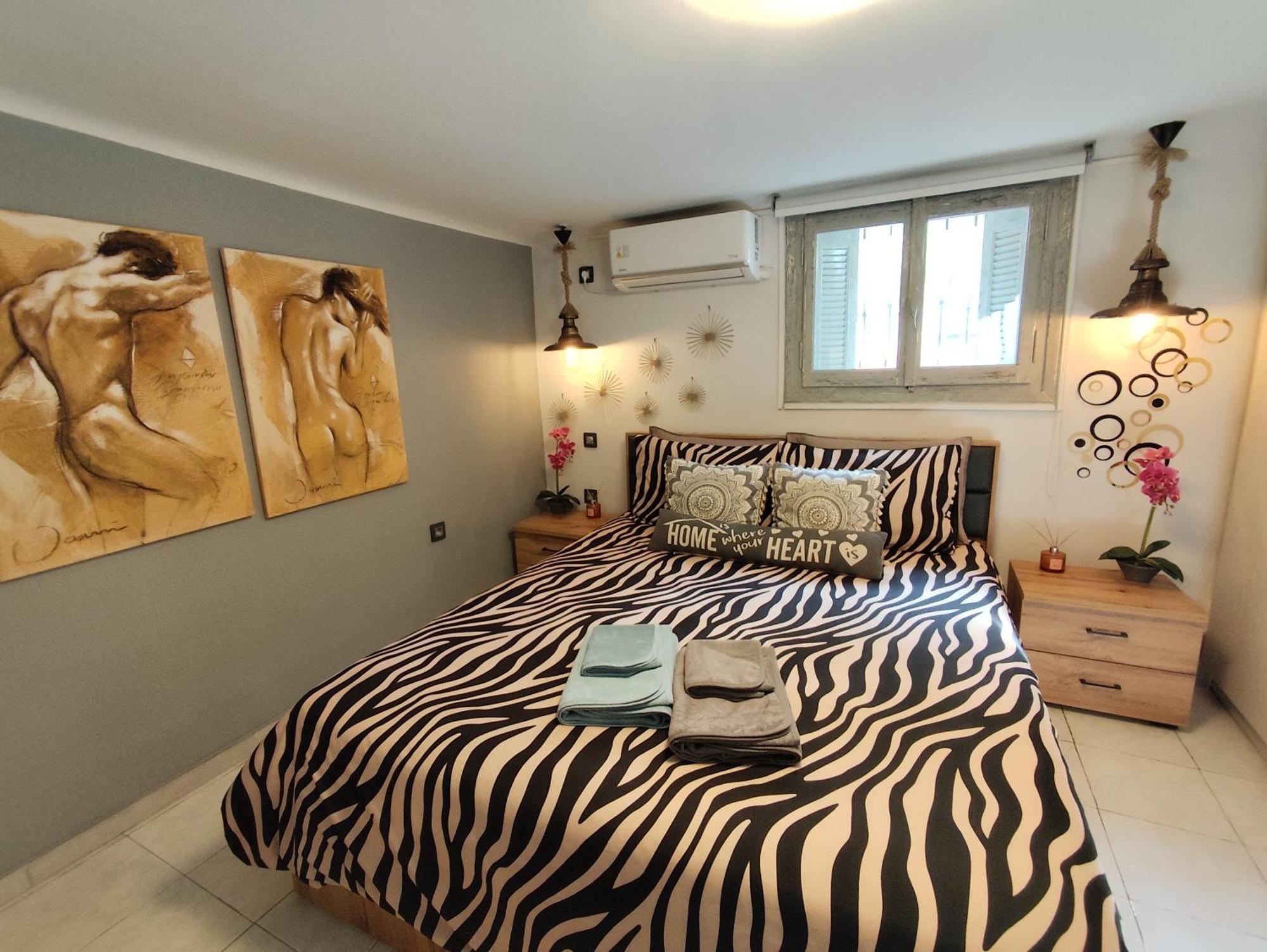 Anastasia'S Apartment With Yard Atenas Exterior foto